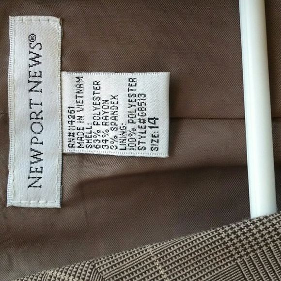 Blazer - Picture 2 of 5